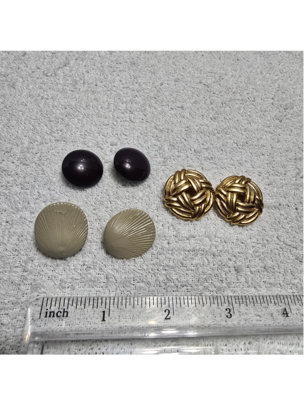 Women's Unbranded Mixed Set Clip-On Earrings One Size Gold Black Beige
